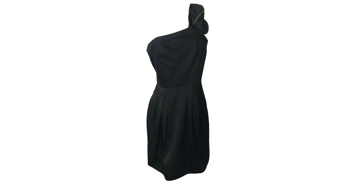 Bcbg Max Azria Un vestido de hombro Negro Dorado 