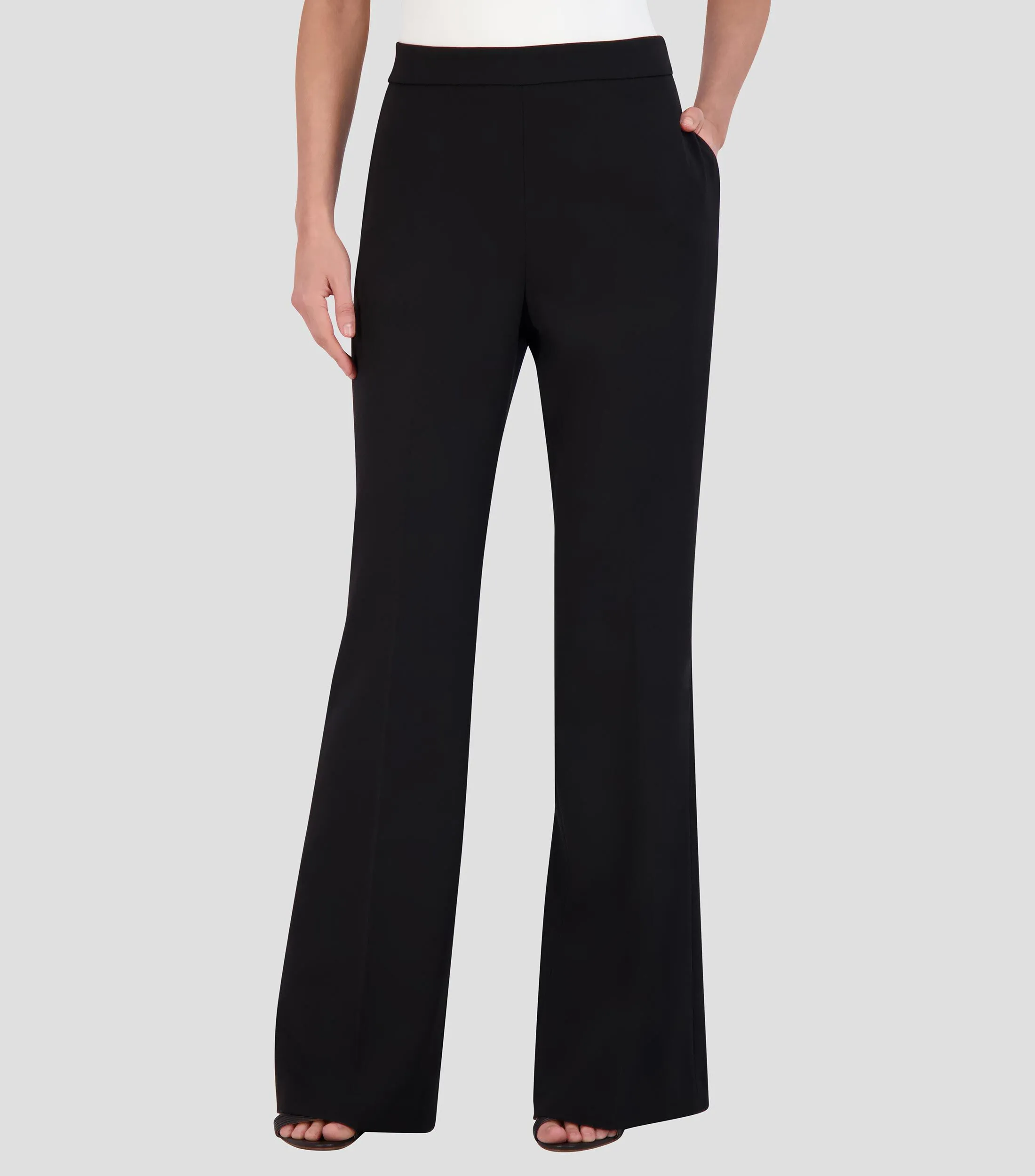 BCBGMAXAZRIA Pantalón de vestir Mujer
