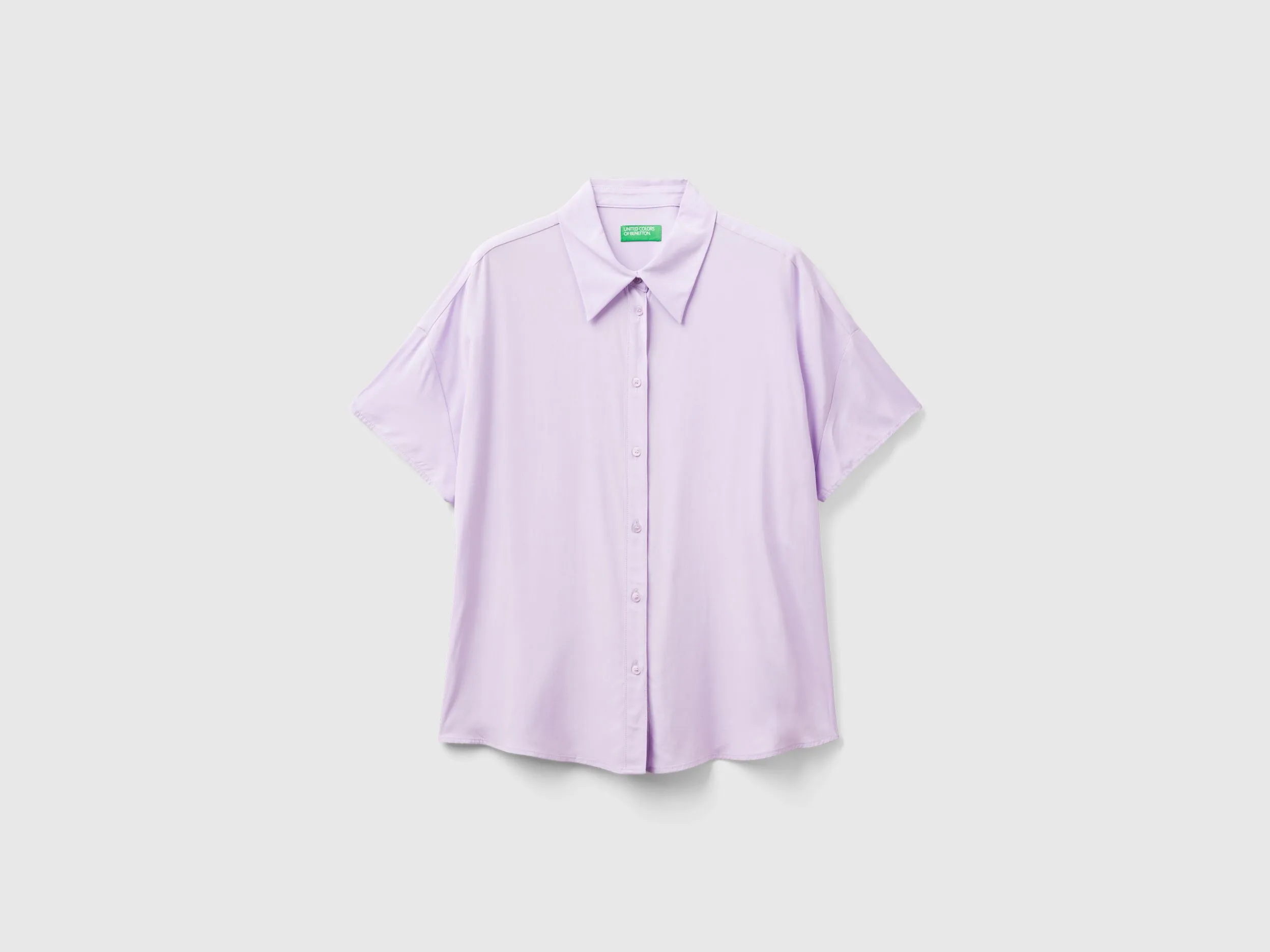 Camisa de manga corta de viscosa sostenible