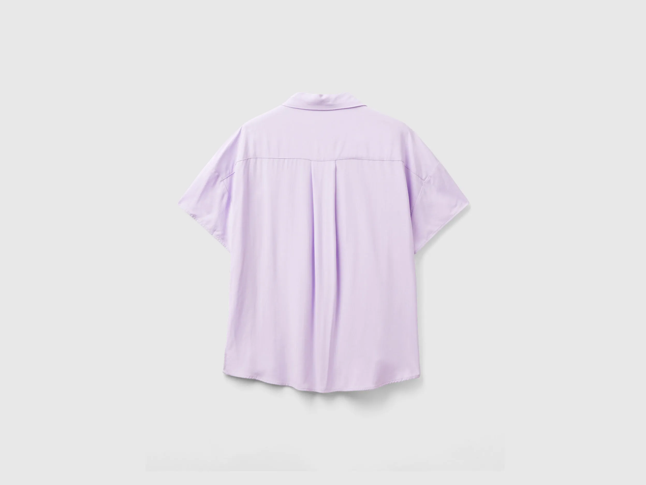 Camisa de manga corta de viscosa sostenible