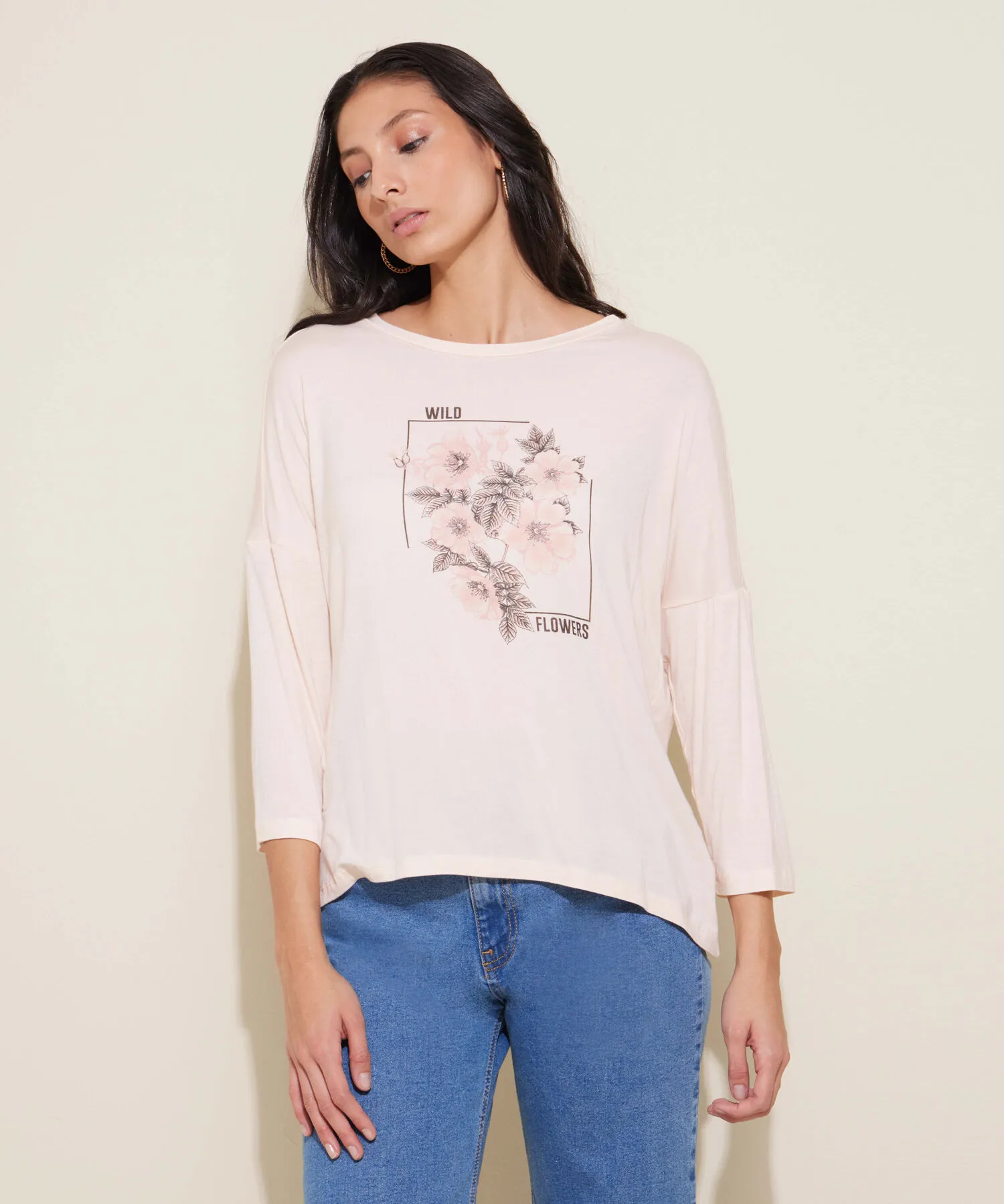 CAMISETA MANGA 3/4, CUELLO REDONDO CON ESTAMPADO SCREEN