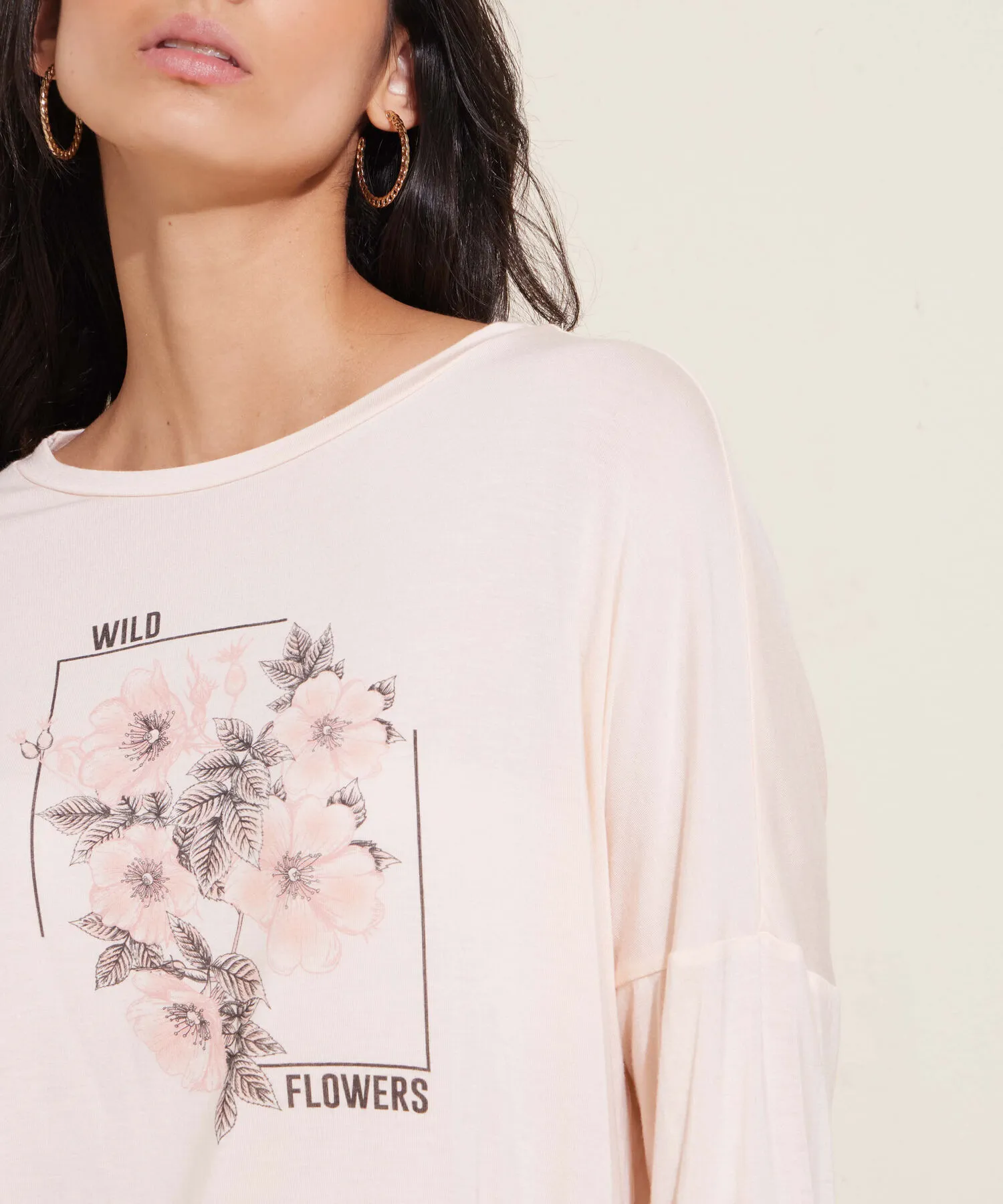 CAMISETA MANGA 3/4, CUELLO REDONDO CON ESTAMPADO SCREEN