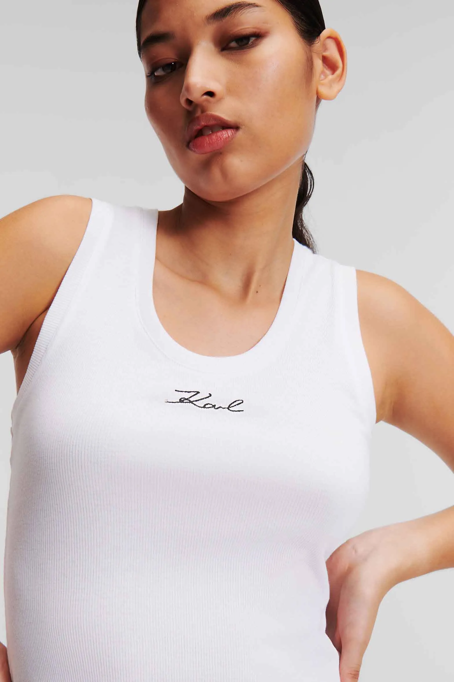 Camiseta para mujer de Karl Lagerfeld – 241W1712