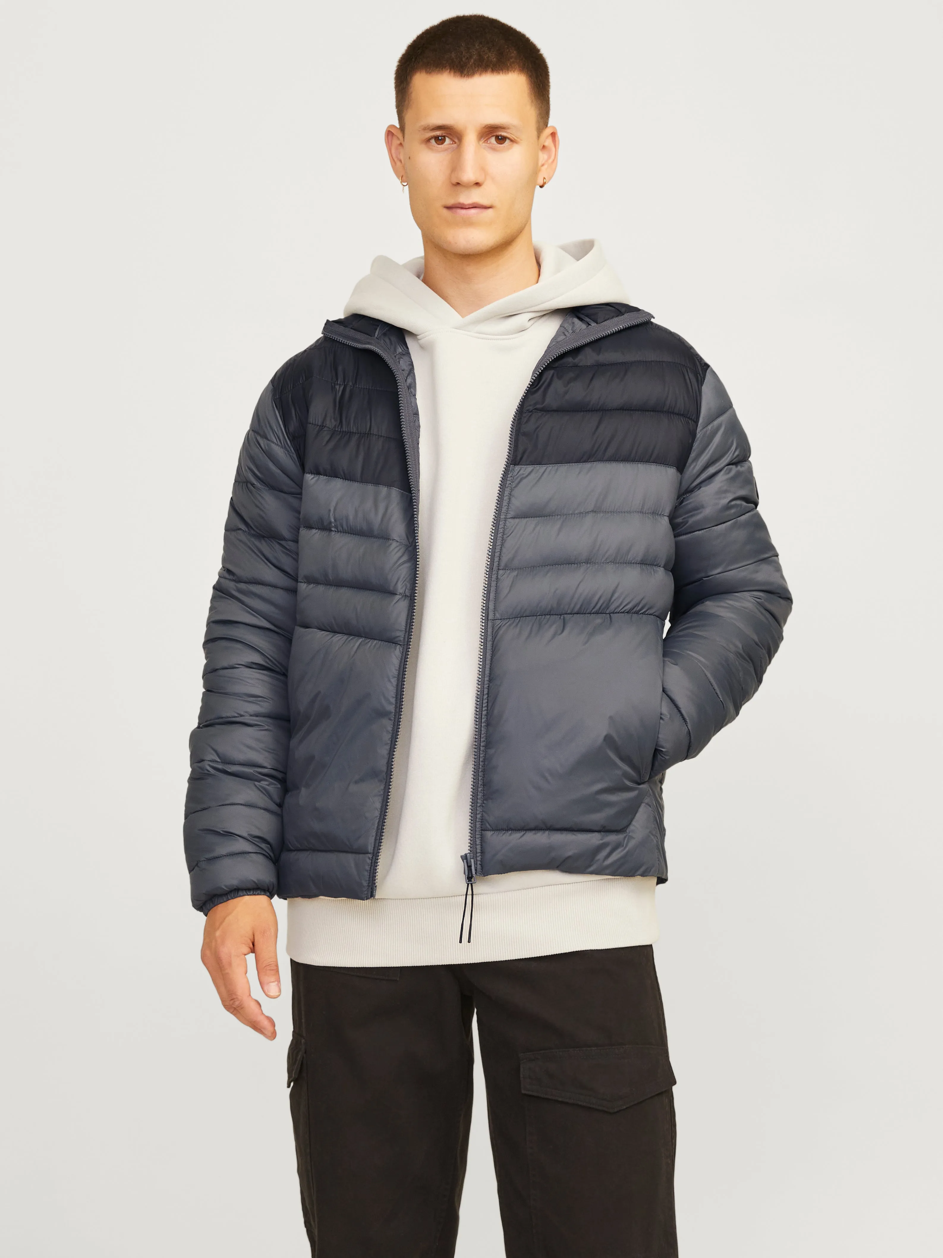 Chaqueta corta acolchada | Gris oscuro | Jack & Jones®