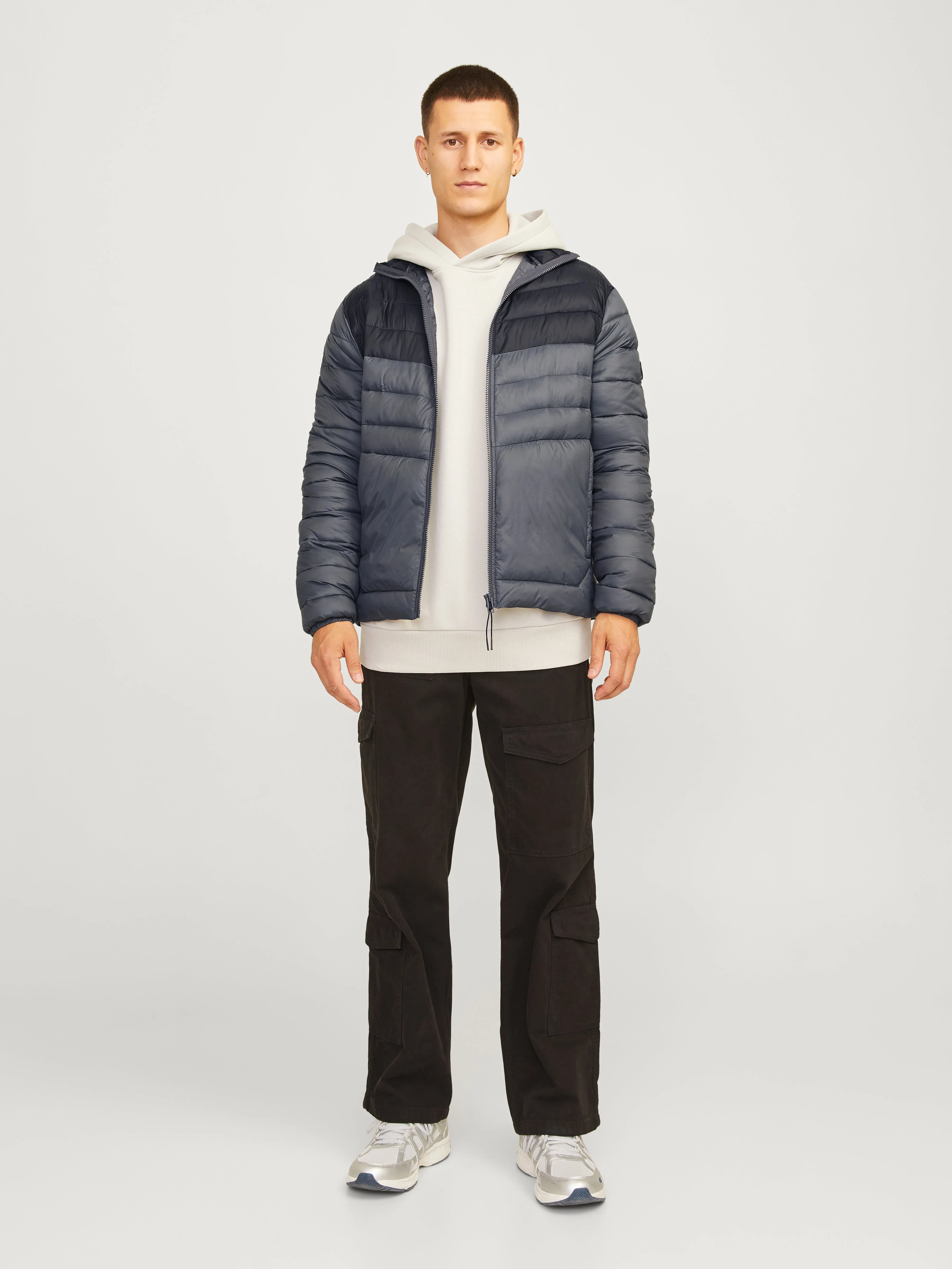 Chaqueta corta acolchada | Gris oscuro | Jack & Jones®