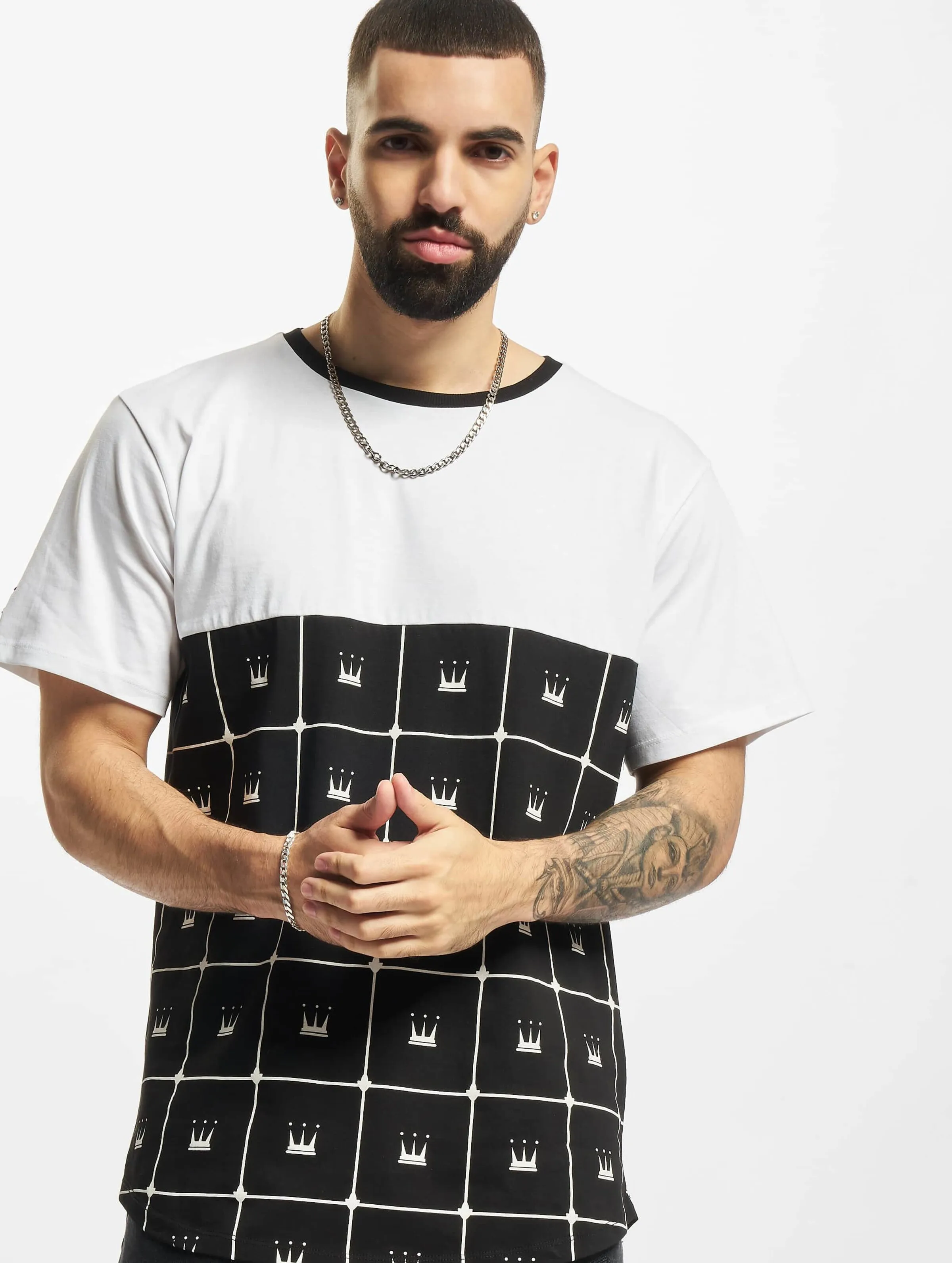 Dada Supreme Crown Pattern