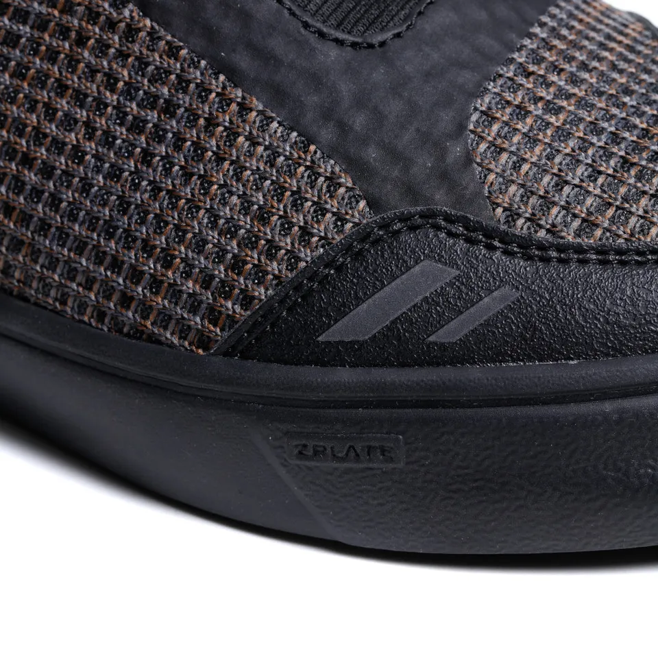 IKASU 2 AIR  BLACK/OCHER