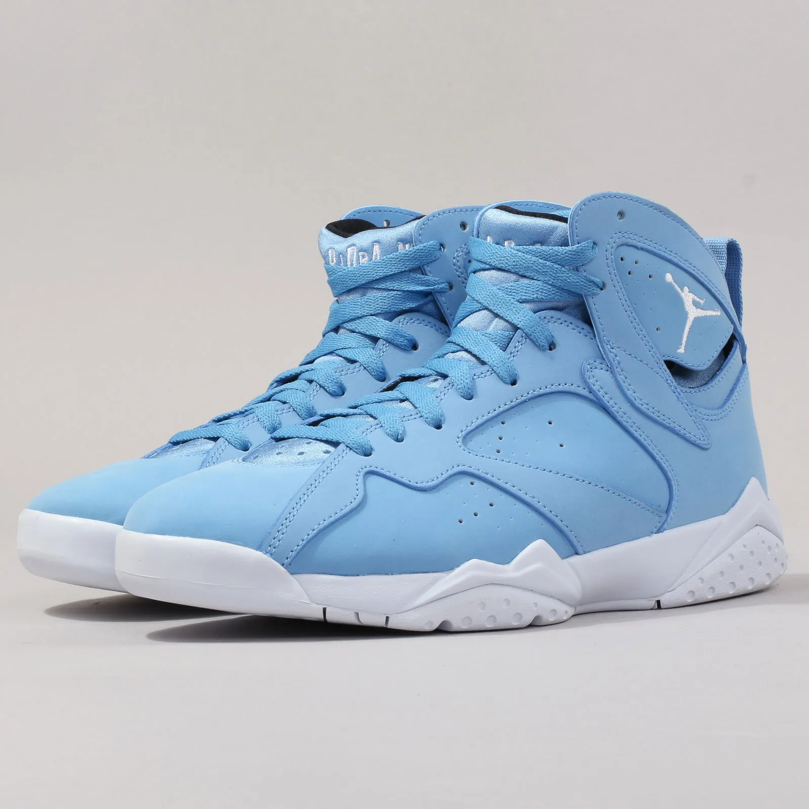 Jordan Air Jordan 7 Retro ''Pantone''