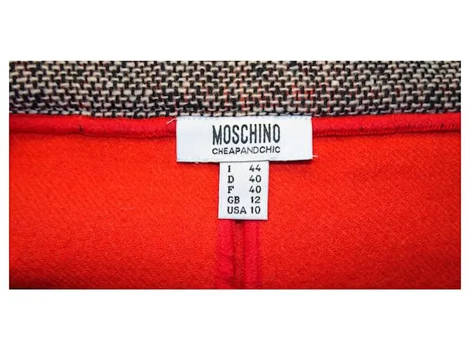 Moschino Cheap And Chic Afueras Beige 