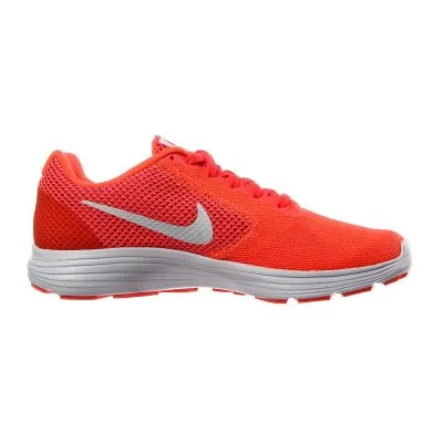 Nike Revolution 3