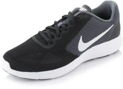 Nike Revolution 3