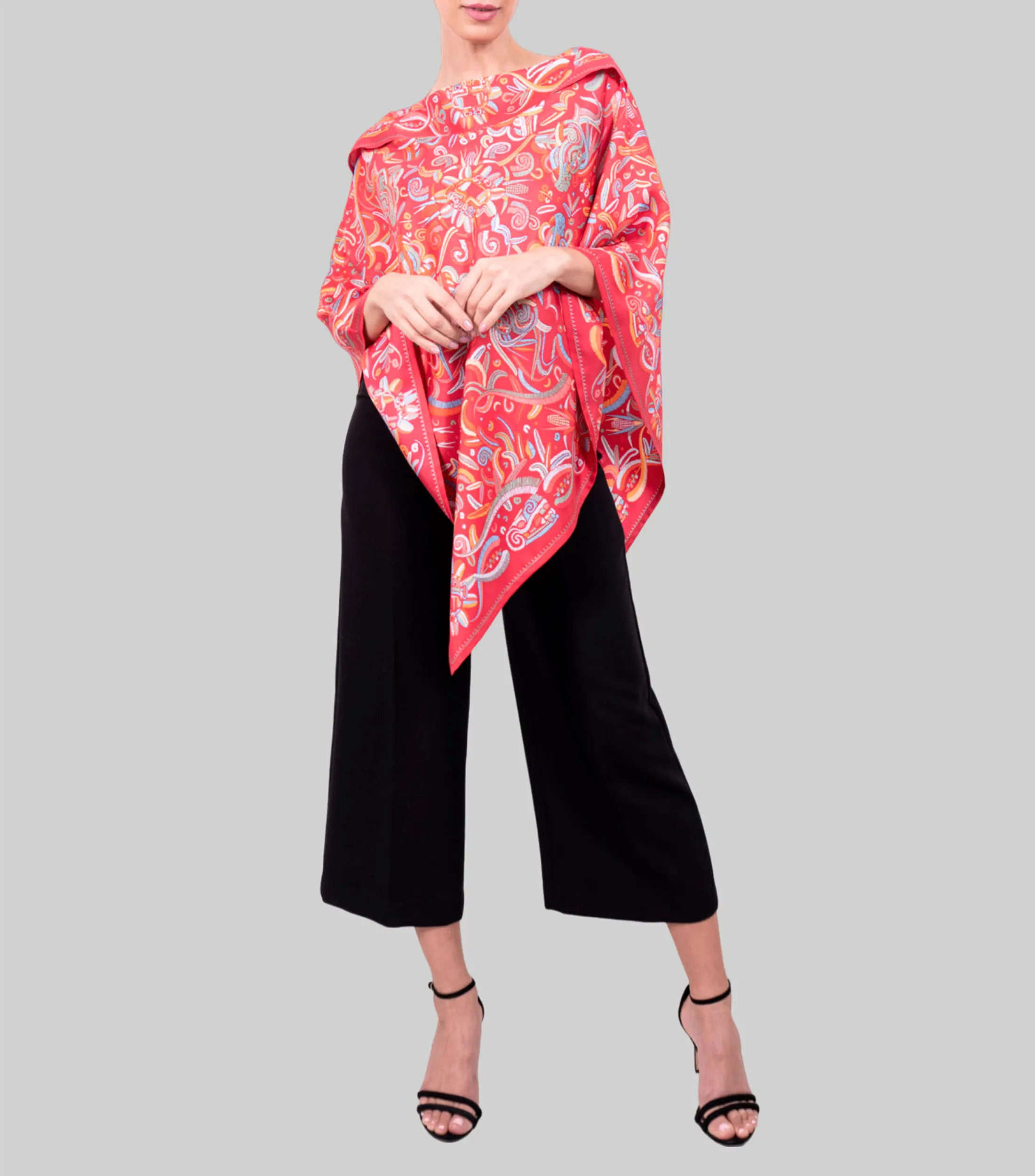 Pineda Covalin Poncho Quetzalcóatl Mujer