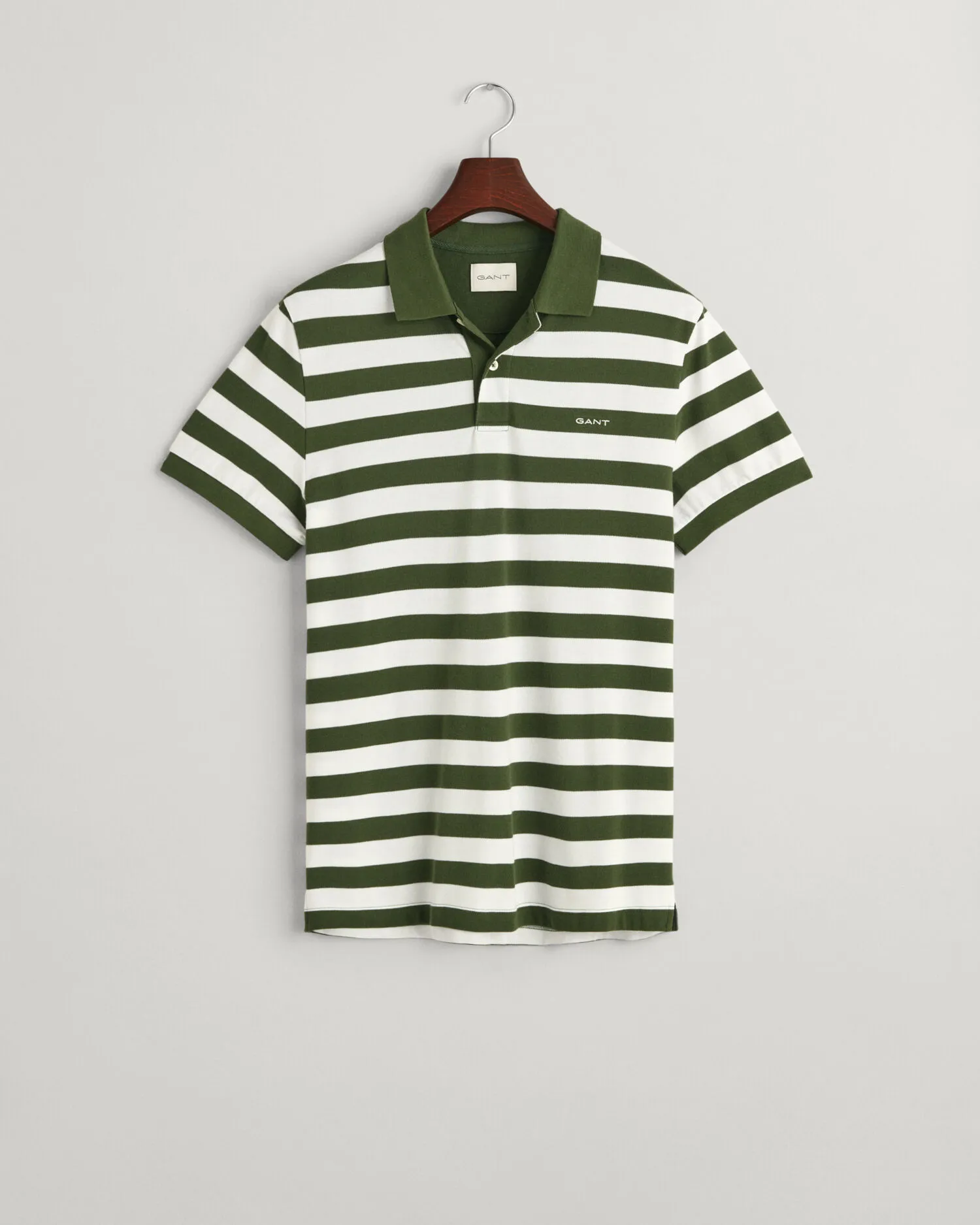 Polo de piqué a rayas anchas
