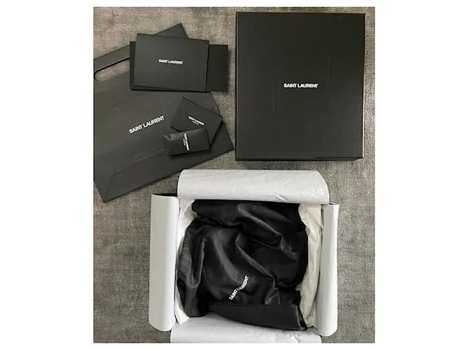 Saint Laurent ámbar Beige 