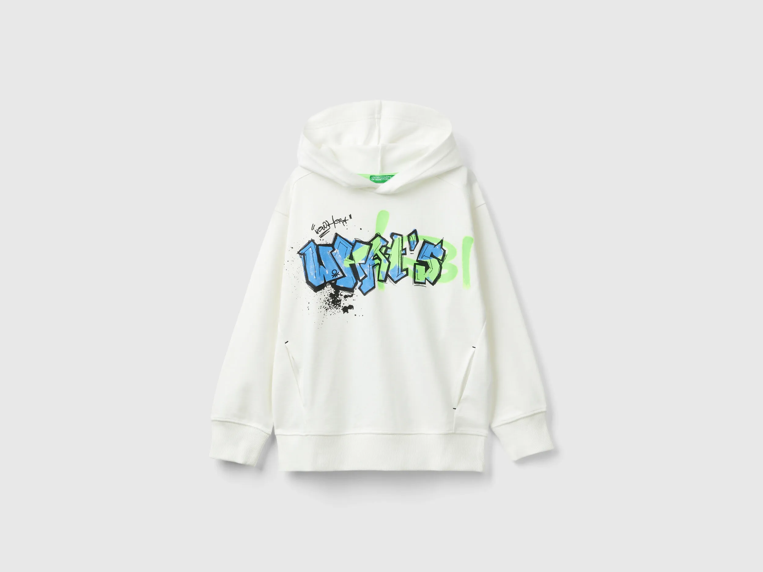 Sudadera con estampado de grafiti