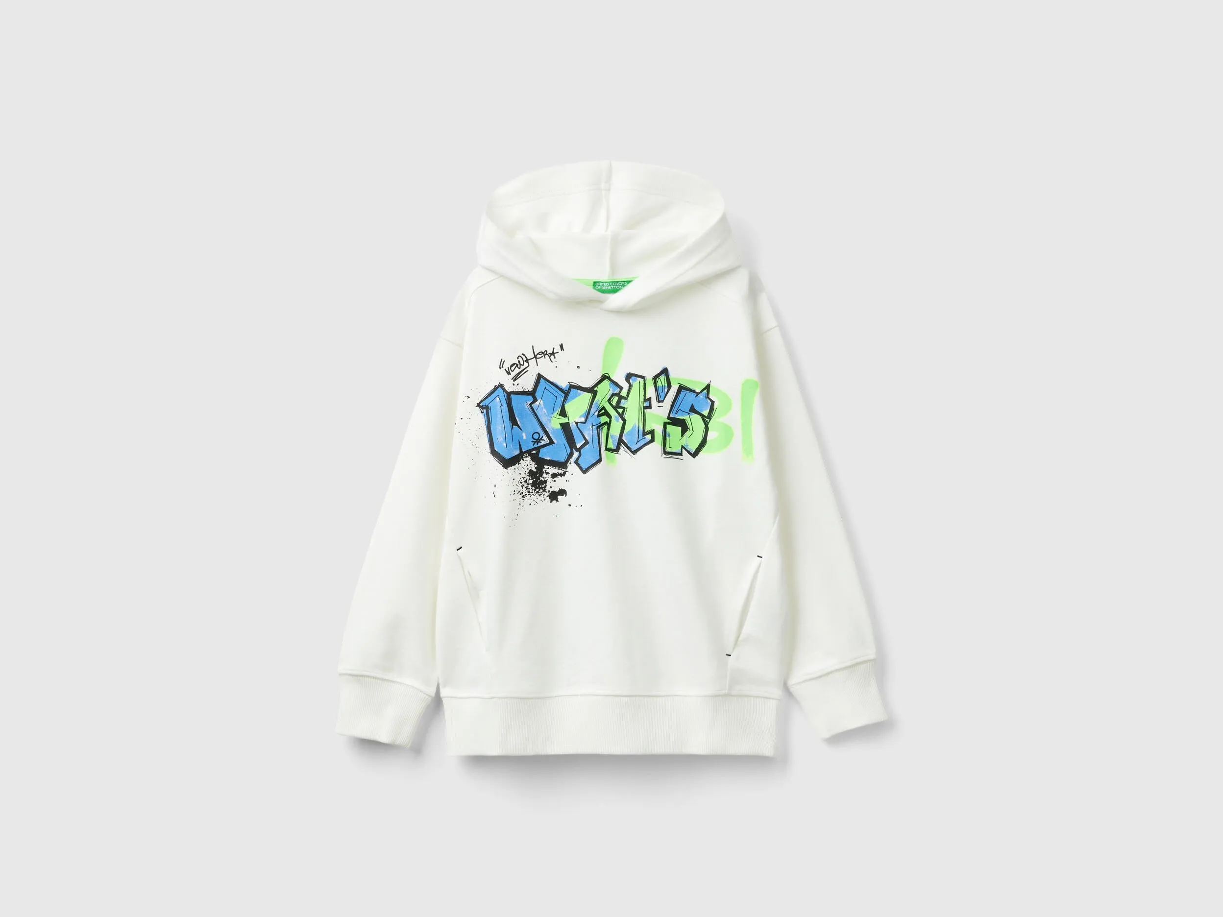 Sudadera con estampado de grafiti