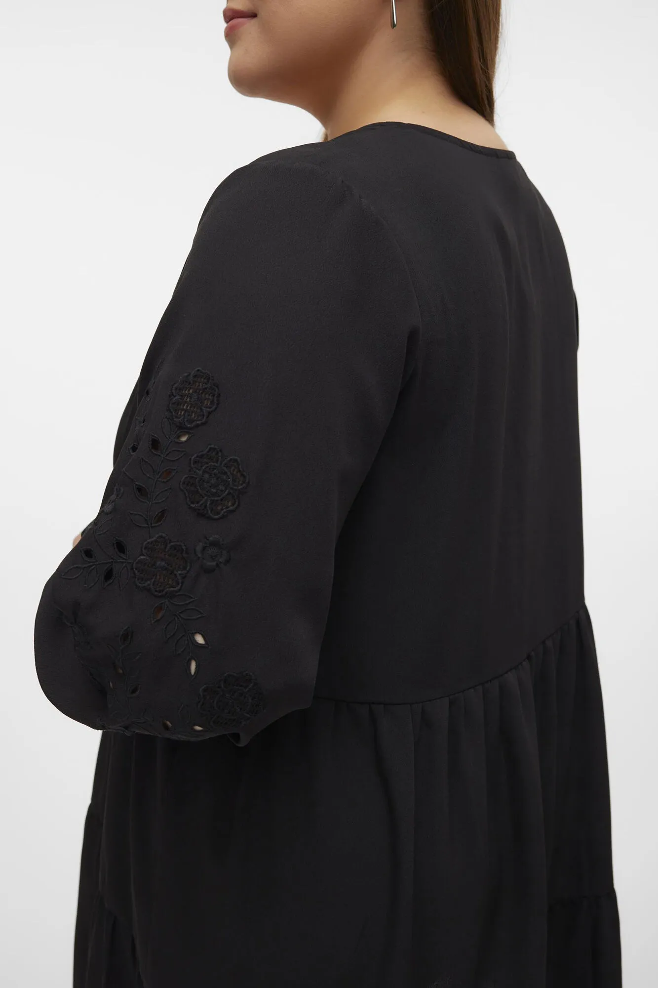 Vero Moda Curve Vestido corto talla grande