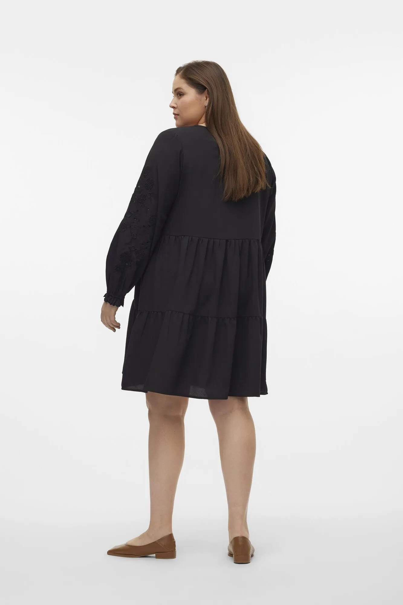 Vero Moda Curve Vestido corto talla grande
