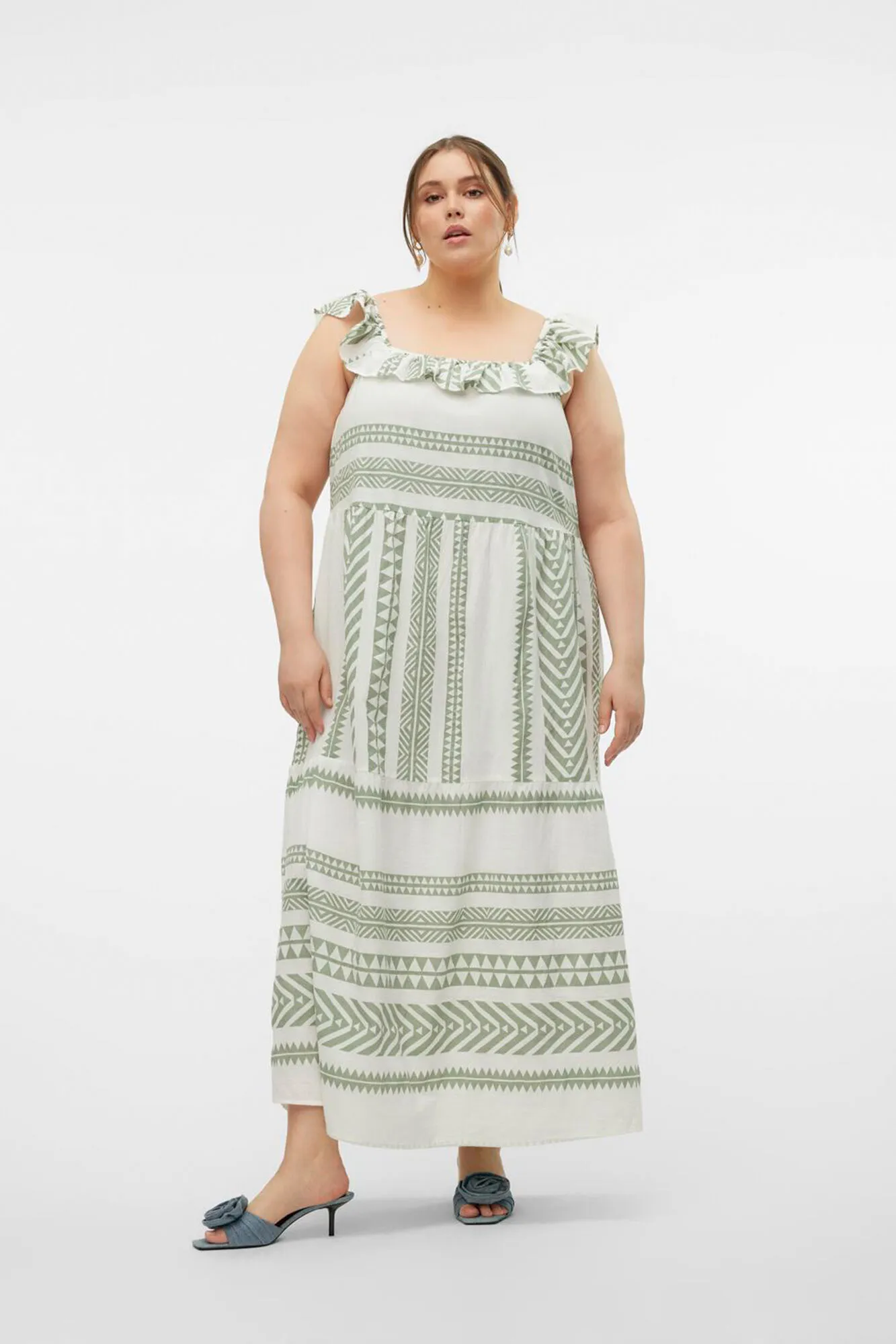 Vero Moda Curve Vestido midi tirante gordo talla grande