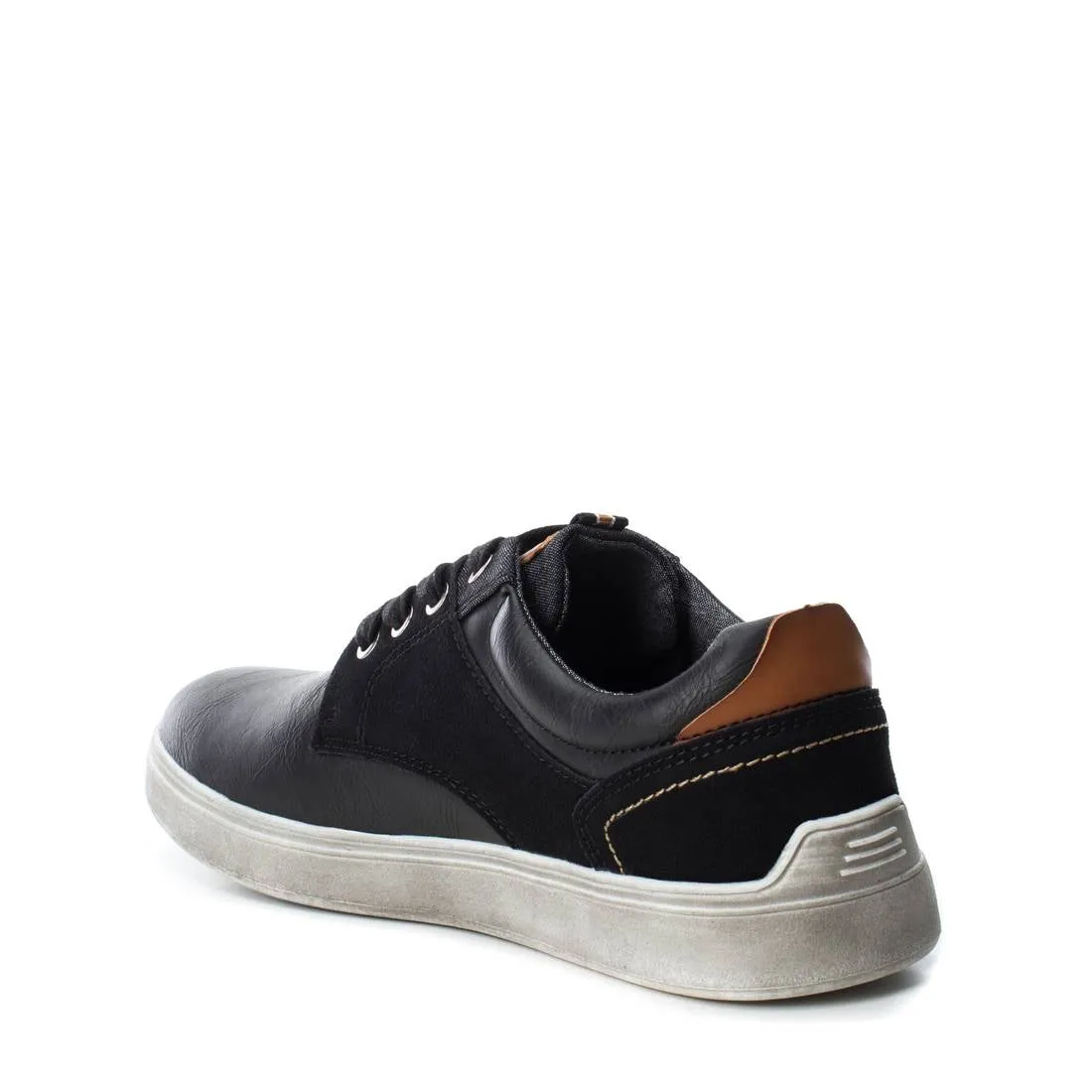 ZAPATO DE HOMBRE XTI BASIC 04814702
